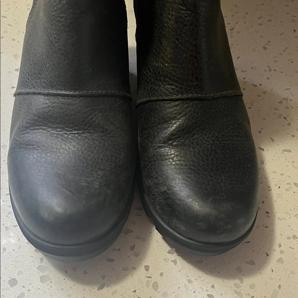 Sorel Black Textured Ankle Boots 8.5 wedge - Picture 4 of 7